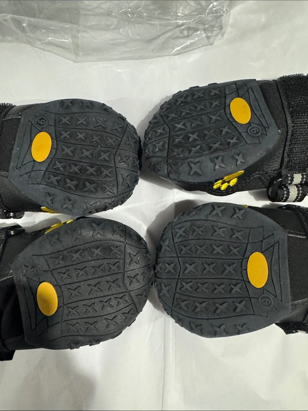 NWT Qumy Pets Black Reflective Dog Boots - 4 Pack SZ L